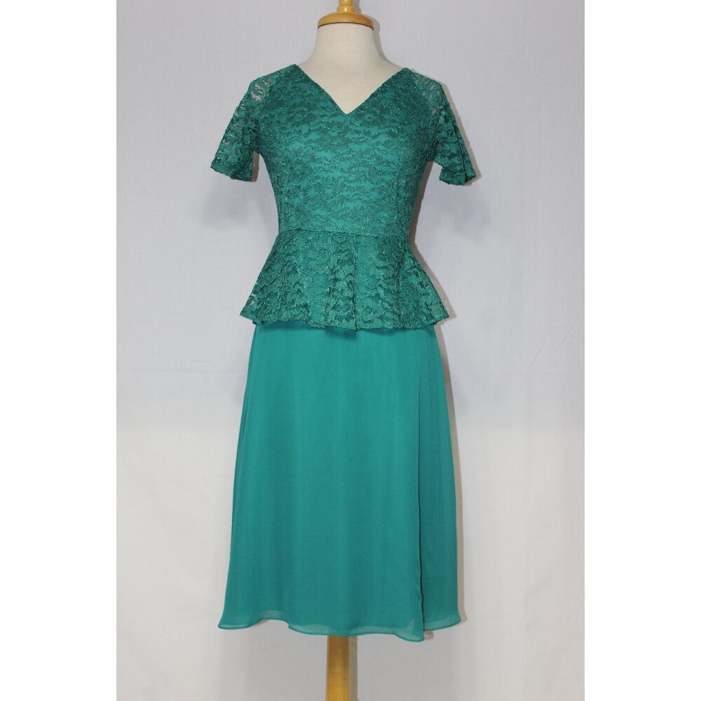 Fanny Fashion #1576-Short Chiffon and Lace Dress-Sizes M,L,2X-Emerald Green-NEW